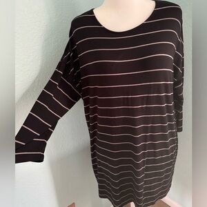 Chicos black and white tunic top